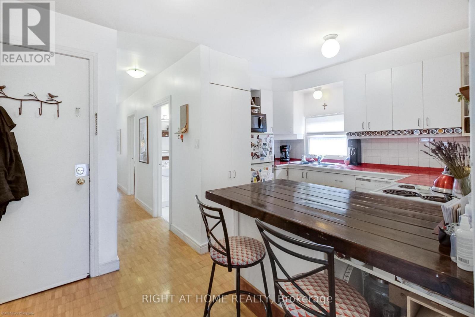 942 Queen Street W, Toronto (Trinity-Bellwoods), Ontario  M6J 1G8 - Photo 32 - C12444671