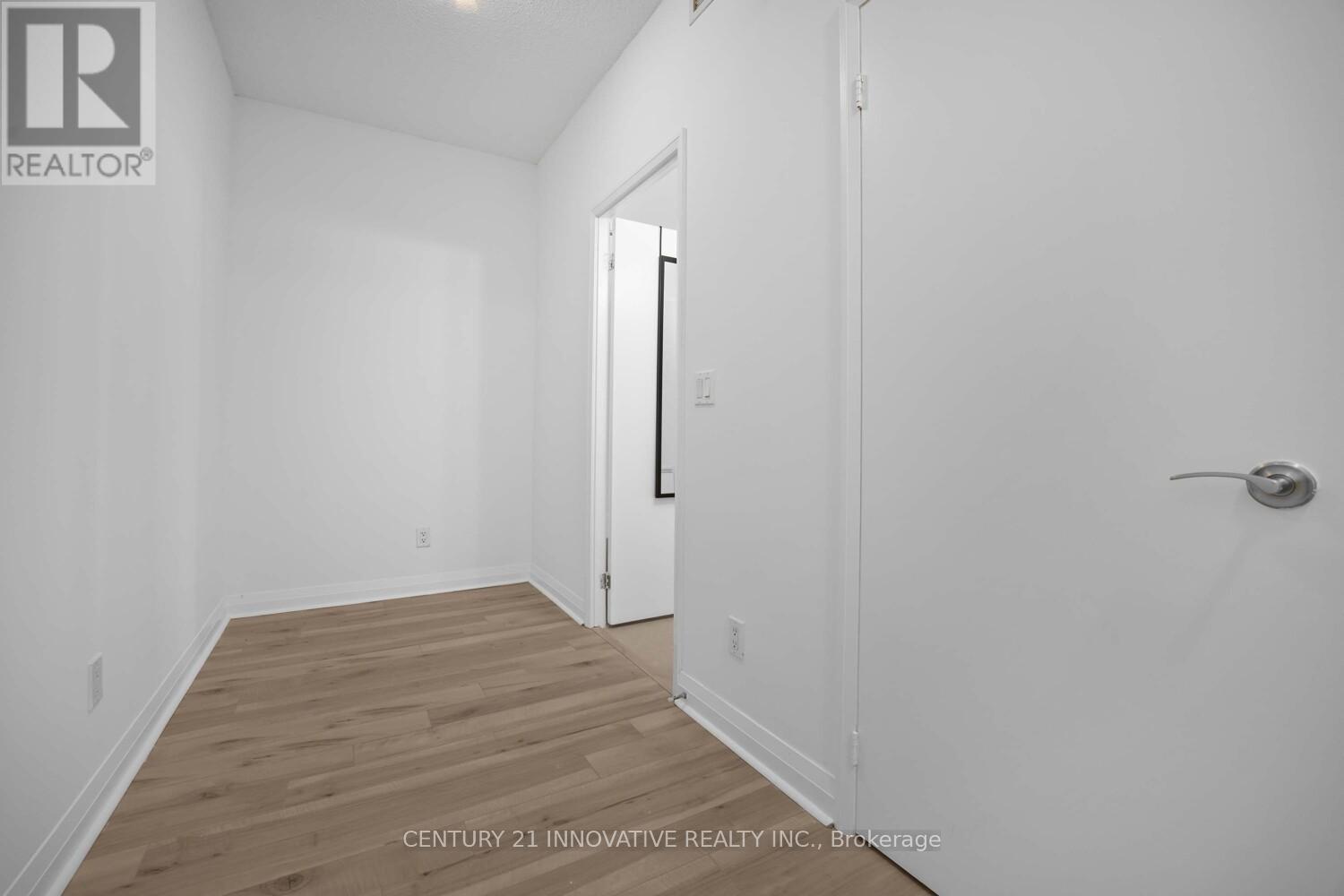 1505 - 220 Victoria Street, Toronto, Ontario  M5B 2R6 - Photo 5 - C12444682