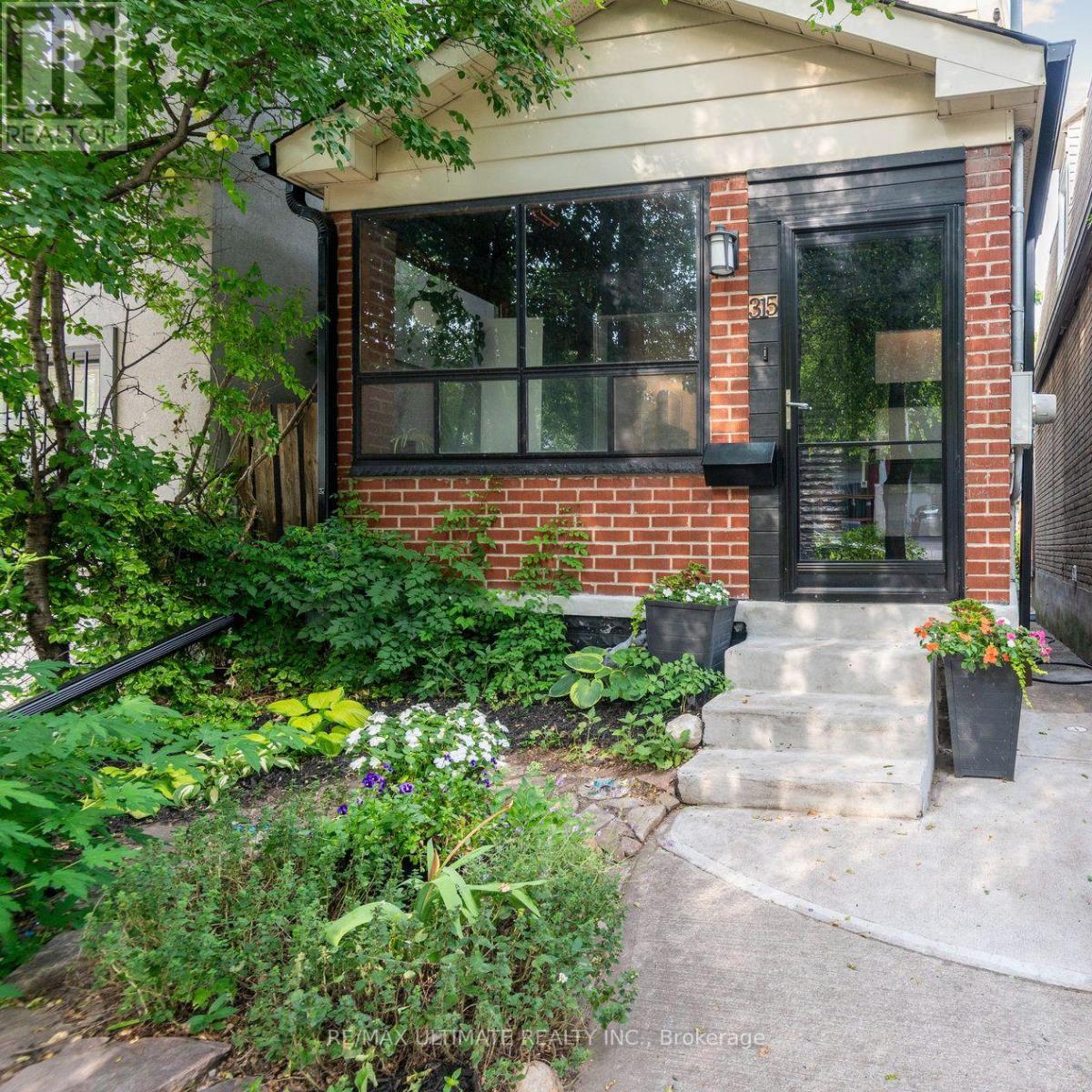 315 CEDARVALE AVENUE, Toronto, Ontario