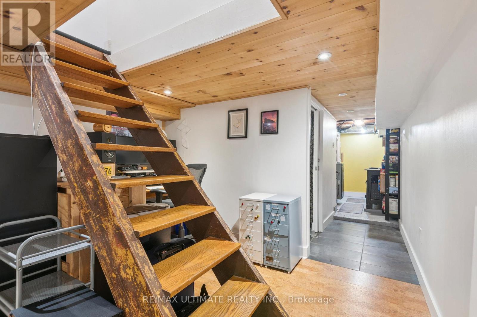 315 Cedarvale Avenue, Toronto, Ontario  M4C 4K3 - Photo 34 - E12438603