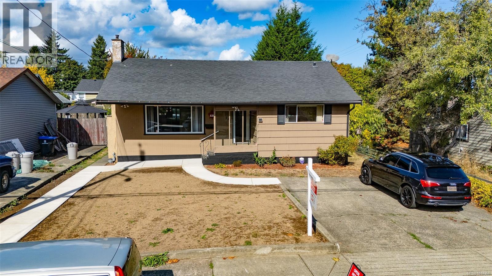 531 11th St, Courtenay, British Columbia  V9N 1S7 - Photo 1 - 1014360