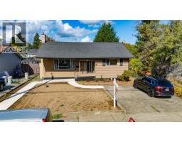 531 11th St Courtenay City