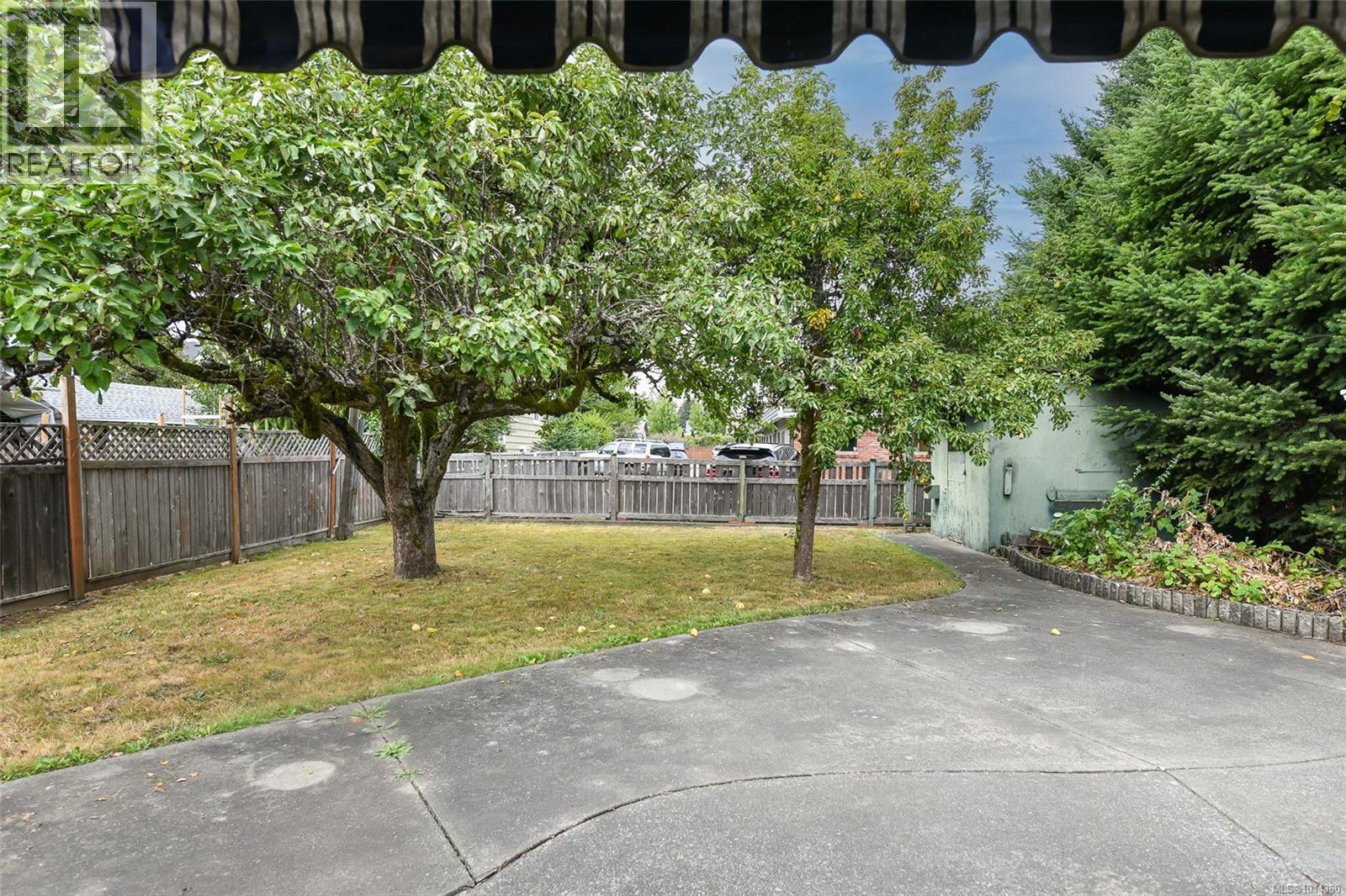 531 11th St, Courtenay, British Columbia  V9N 1S7 - Photo 18 - 1014360