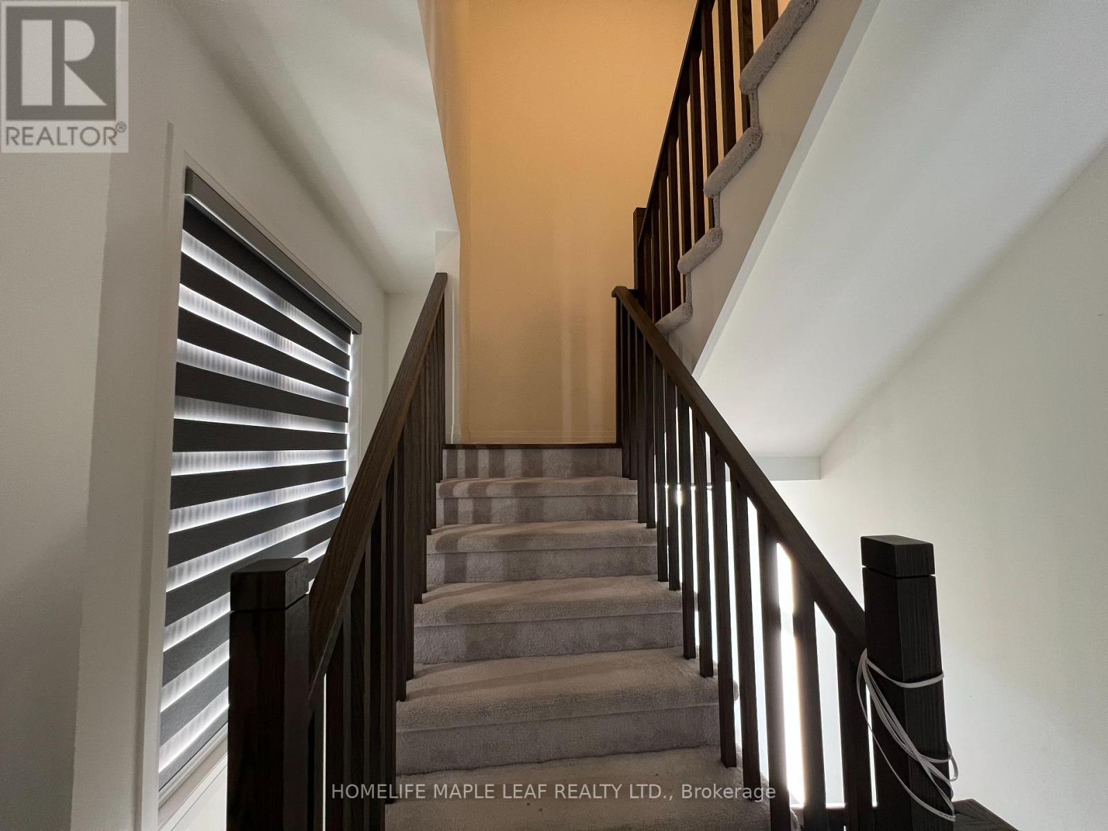 65 Totten Trail Nw, New Tecumseth (Tottenham), Ontario  L0G 1W0 - Photo 13 - N12444662