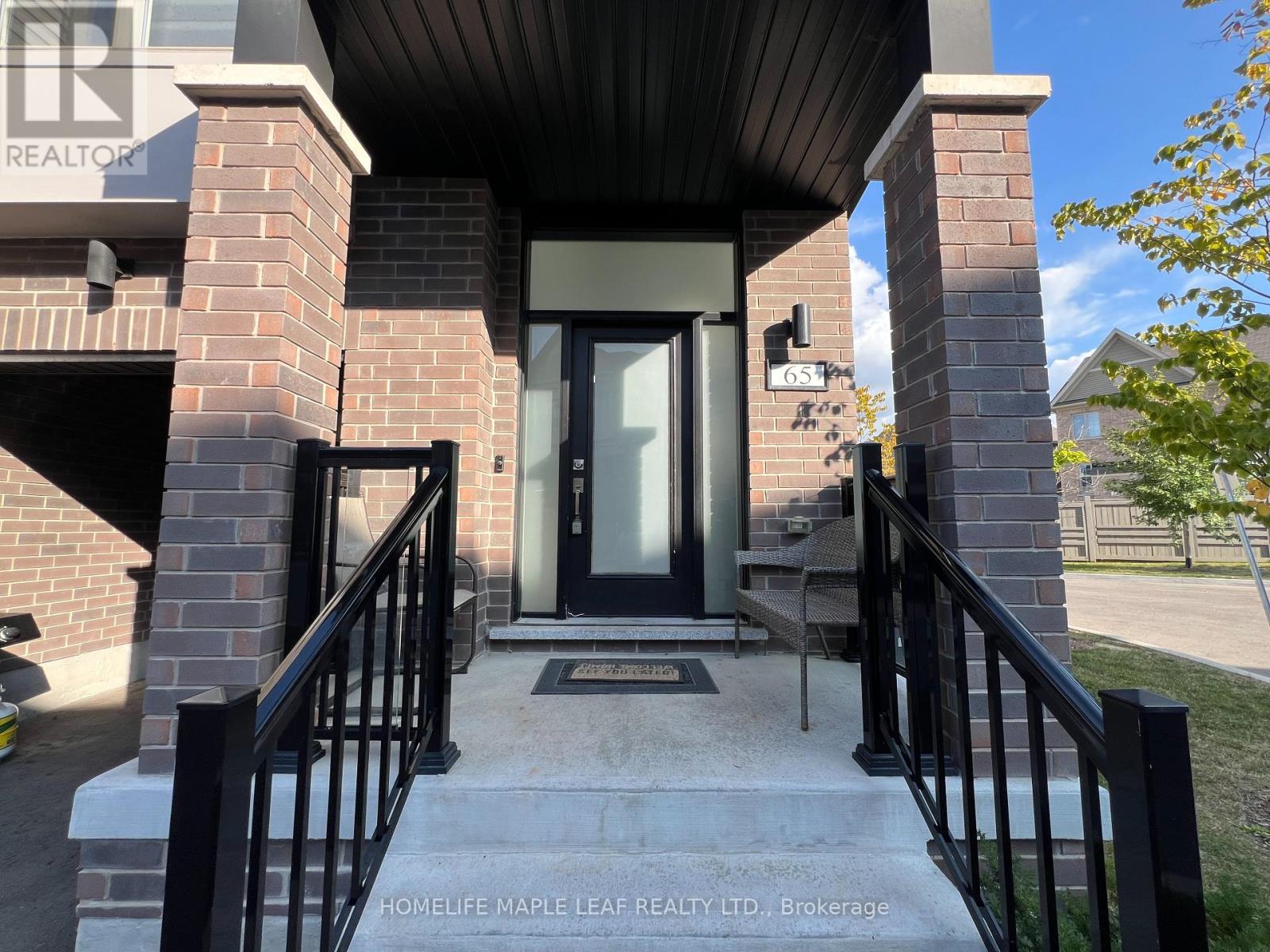 65 Totten Trail Nw, New Tecumseth (Tottenham), Ontario  L0G 1W0 - Photo 2 - N12444662