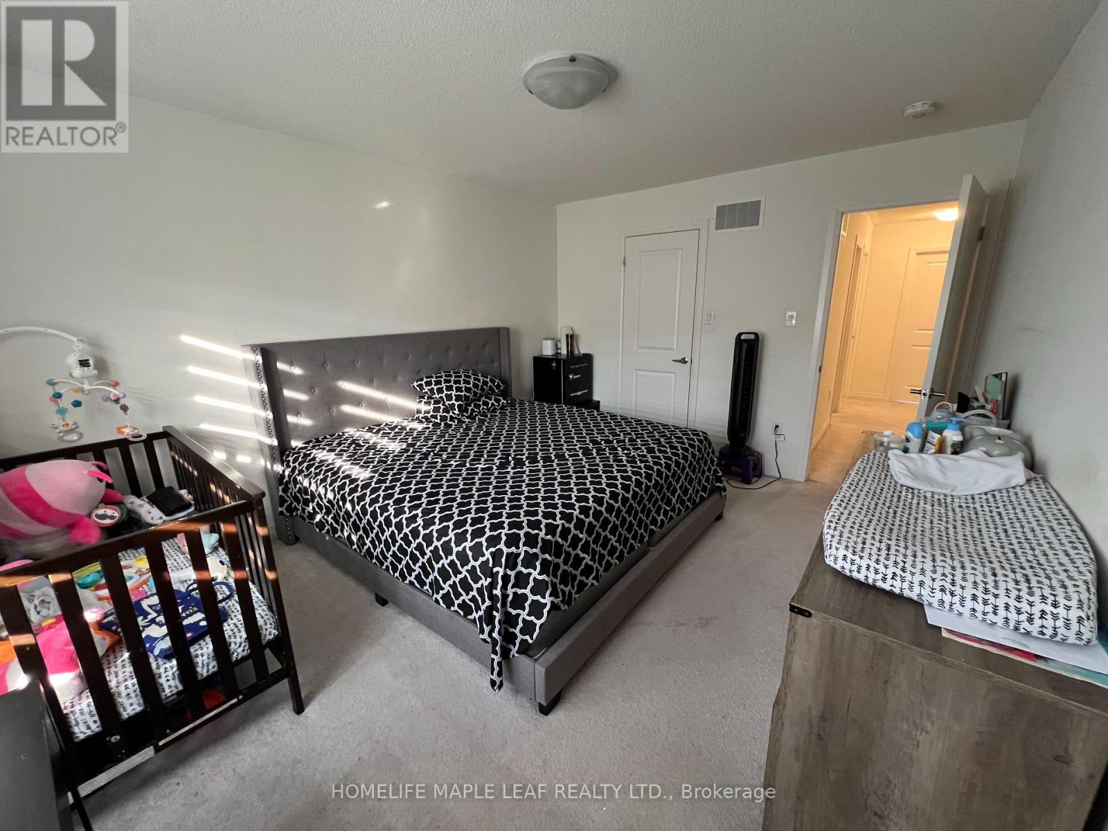 65 Totten Trail Nw, New Tecumseth (Tottenham), Ontario  L0G 1W0 - Photo 24 - N12444662