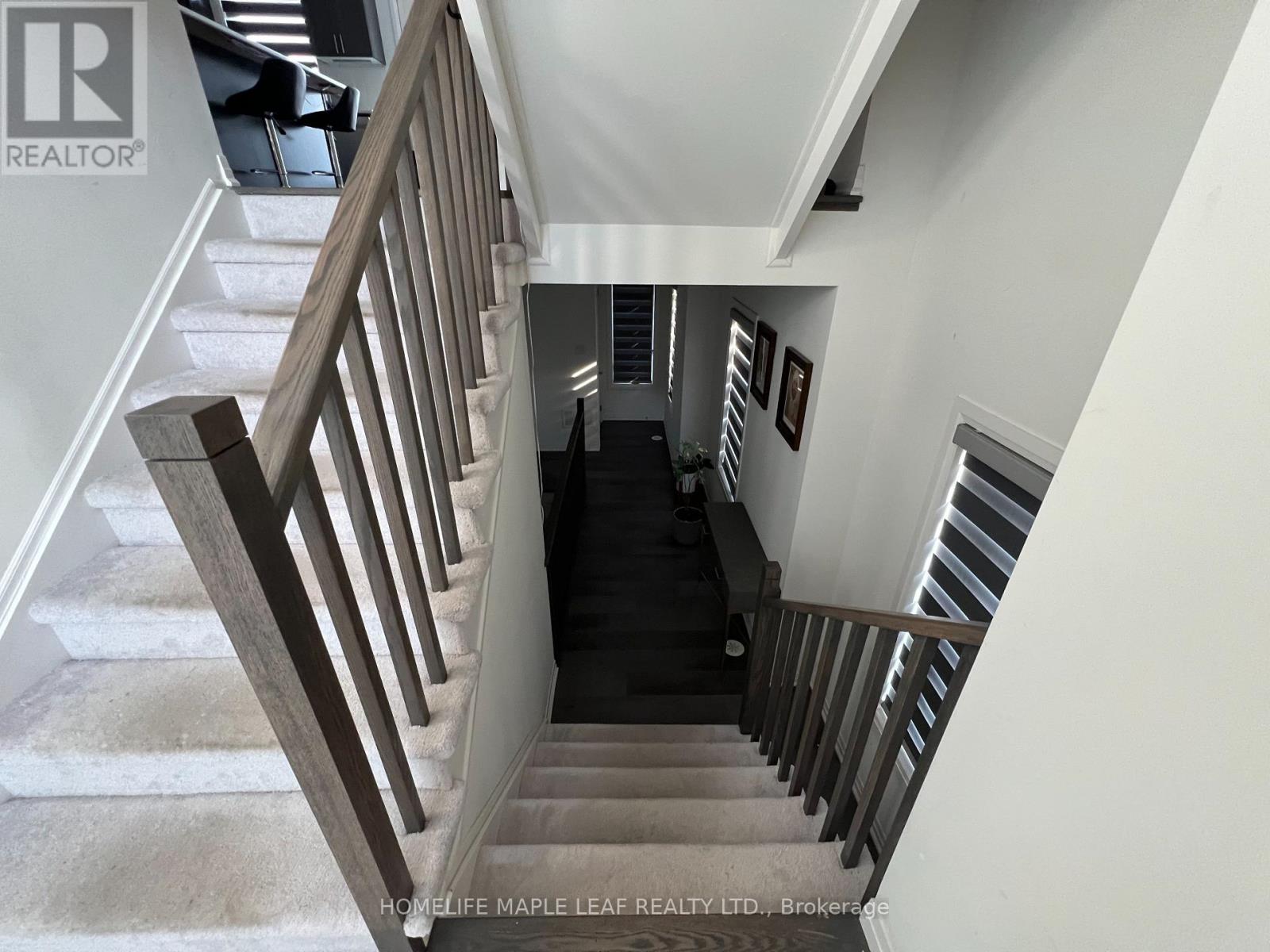 65 Totten Trail Nw, New Tecumseth (Tottenham), Ontario  L0G 1W0 - Photo 29 - N12444662