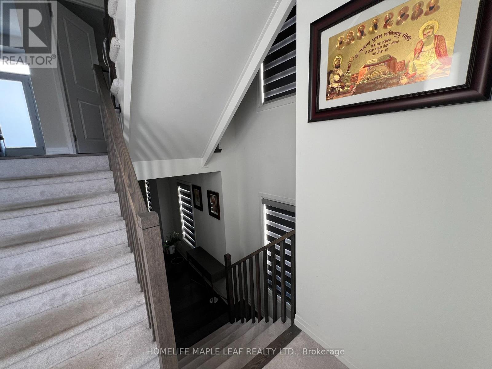 65 Totten Trail Nw, New Tecumseth (Tottenham), Ontario  L0G 1W0 - Photo 5 - N12444662