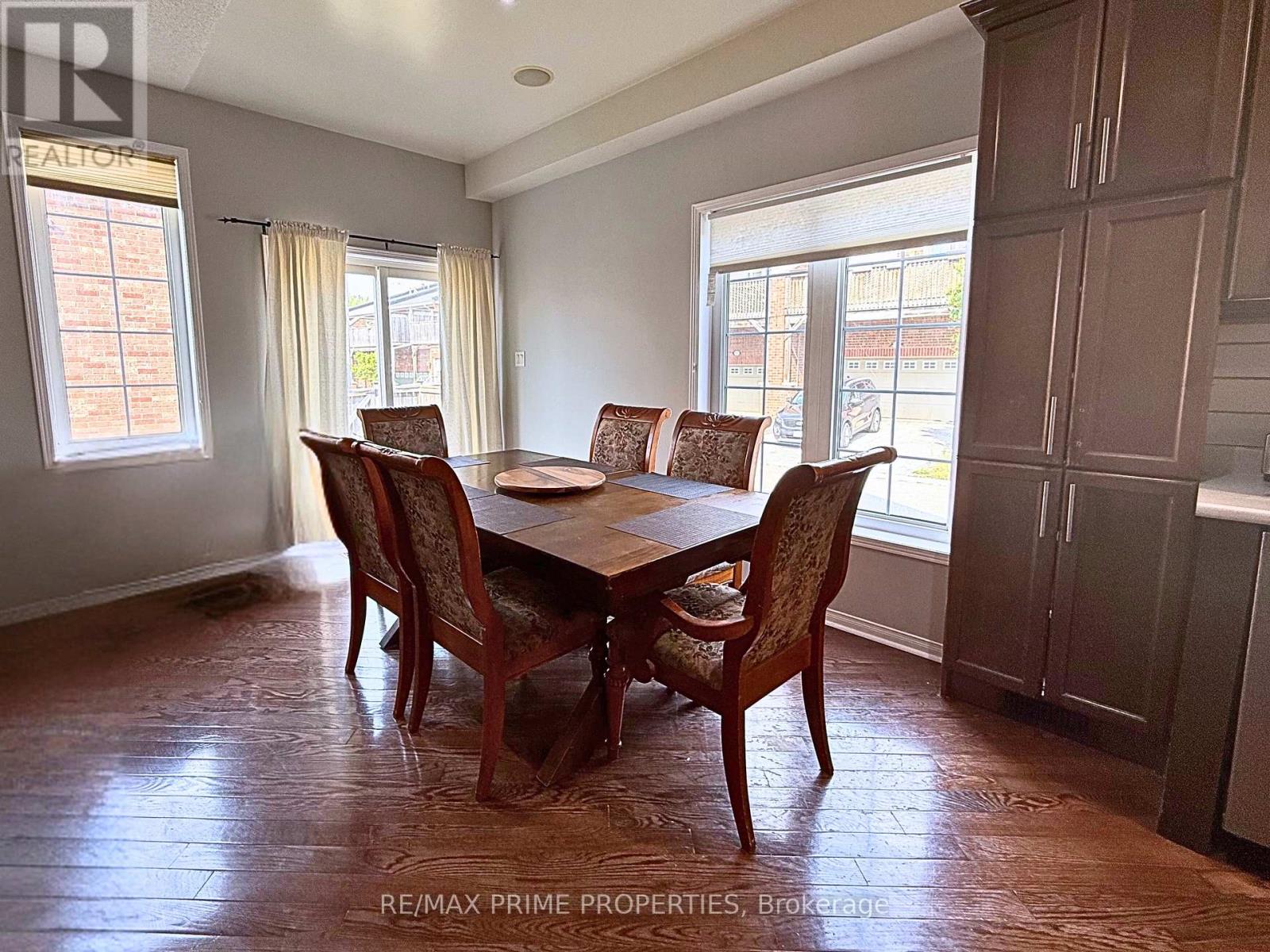 152 Whites Hill Avenue, Markham (Cornell), Ontario  L6B 1C7 - Photo 10 - N12444678