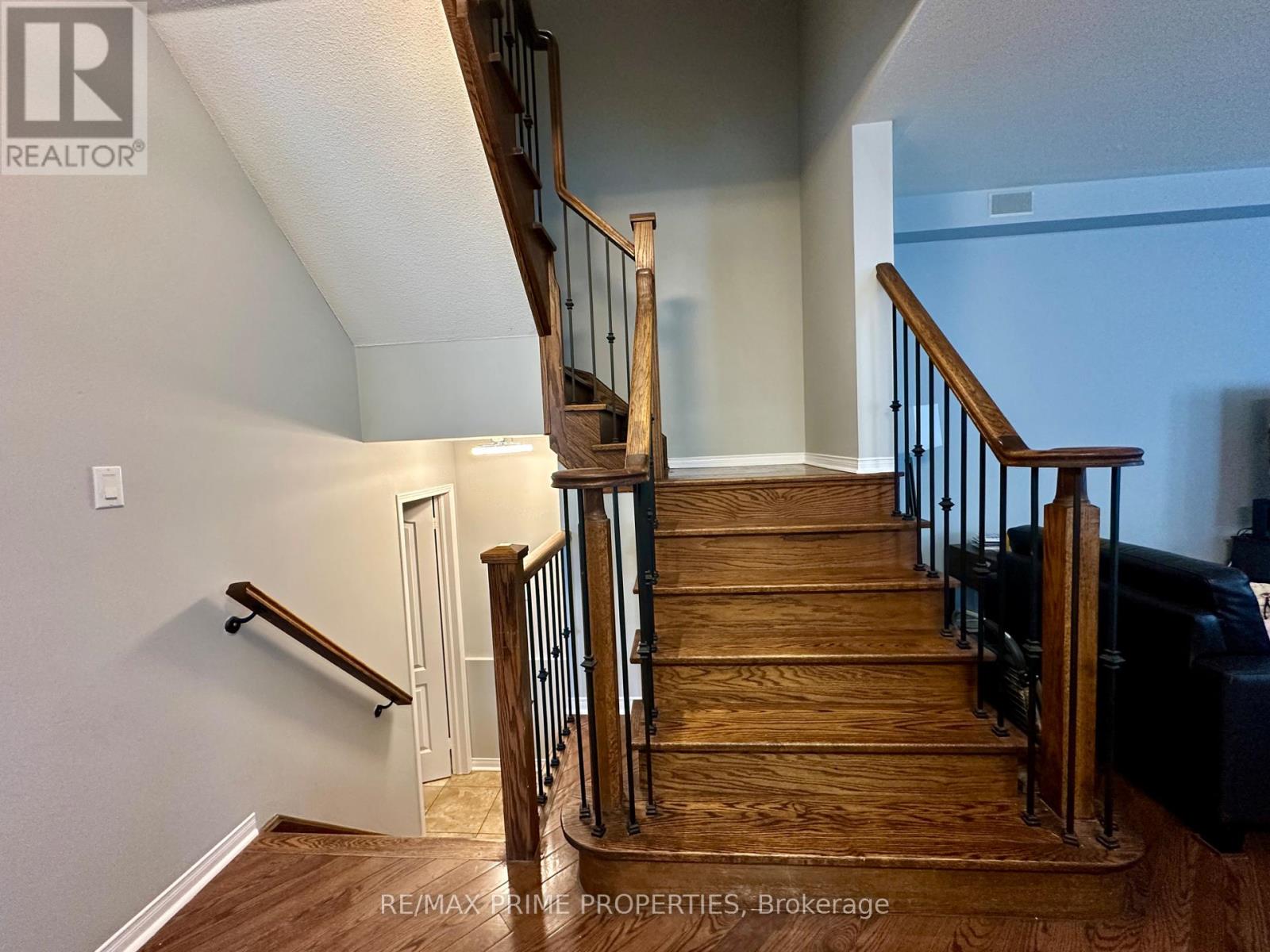 152 Whites Hill Avenue, Markham (Cornell), Ontario  L6B 1C7 - Photo 15 - N12444678