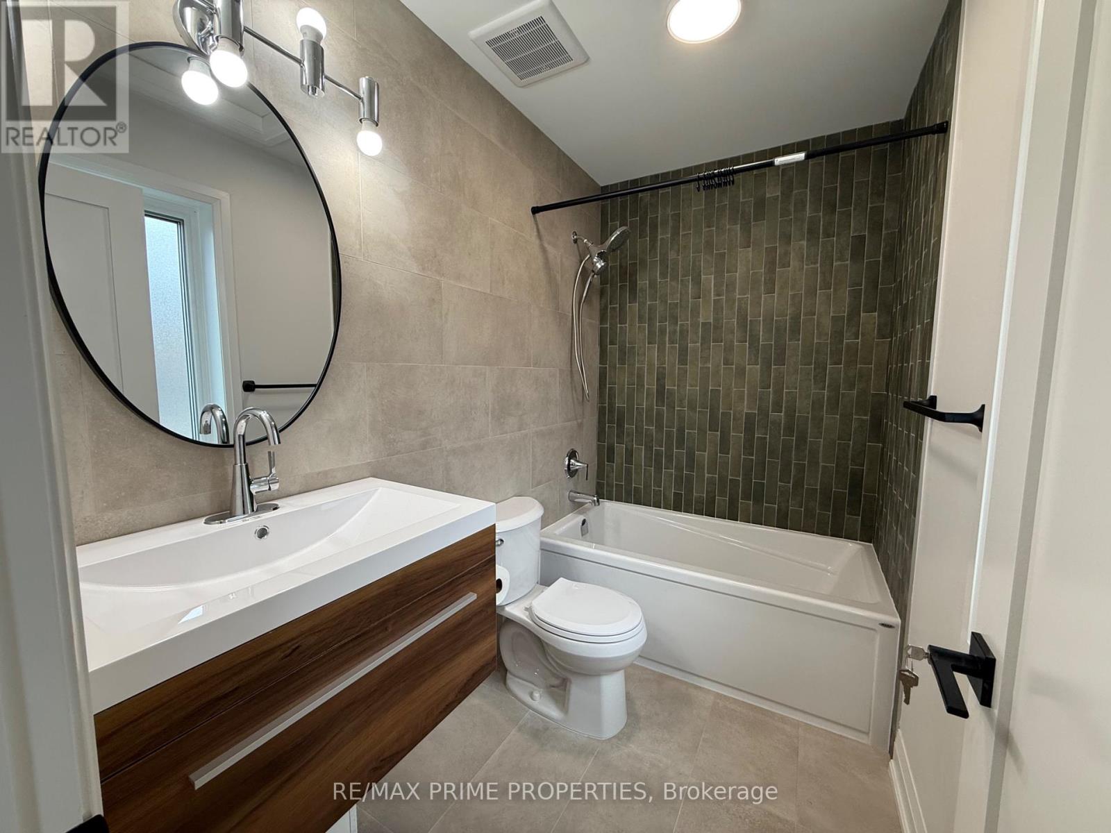 152 Whites Hill Avenue, Markham (Cornell), Ontario  L6B 1C7 - Photo 35 - N12444678