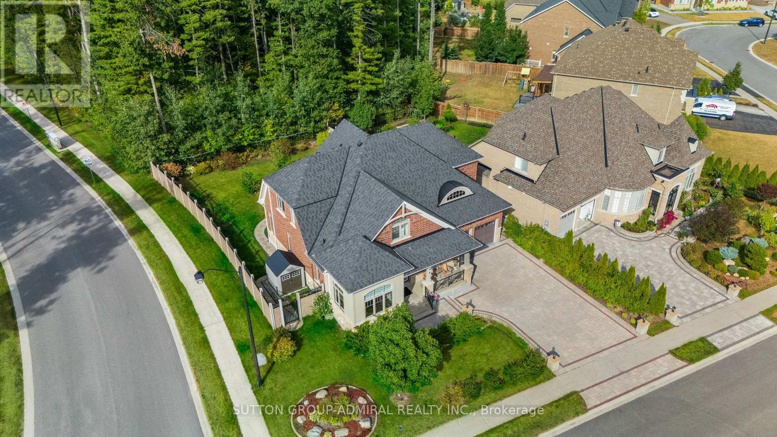 1 Redmond Crescent, Springwater (Centre Vespra), Ontario  L9X 1Z8 - Photo 2 - S12444687