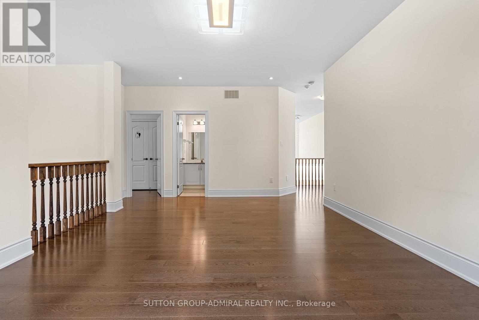1 Redmond Crescent, Springwater (Centre Vespra), Ontario  L9X 1Z8 - Photo 35 - S12444687