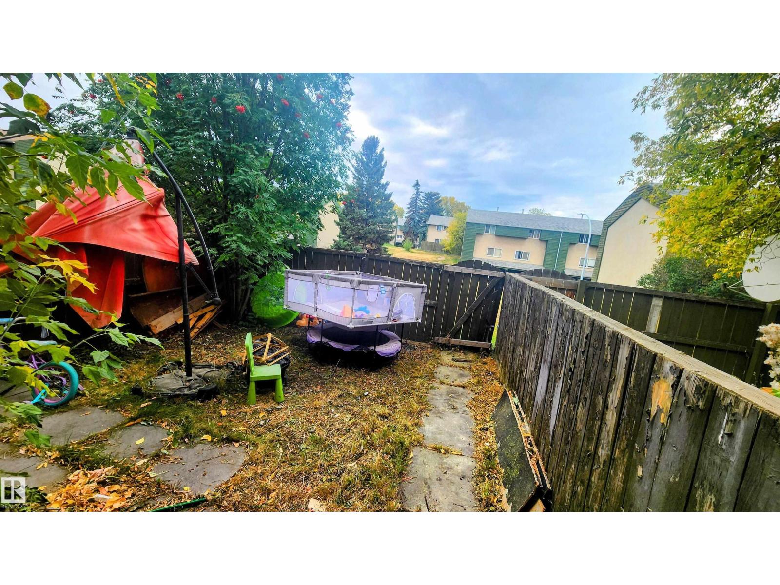 704 Abbottsfield Rd Nw, Edmonton, Alberta  T5W 4R4 - Photo 10 - E4460809