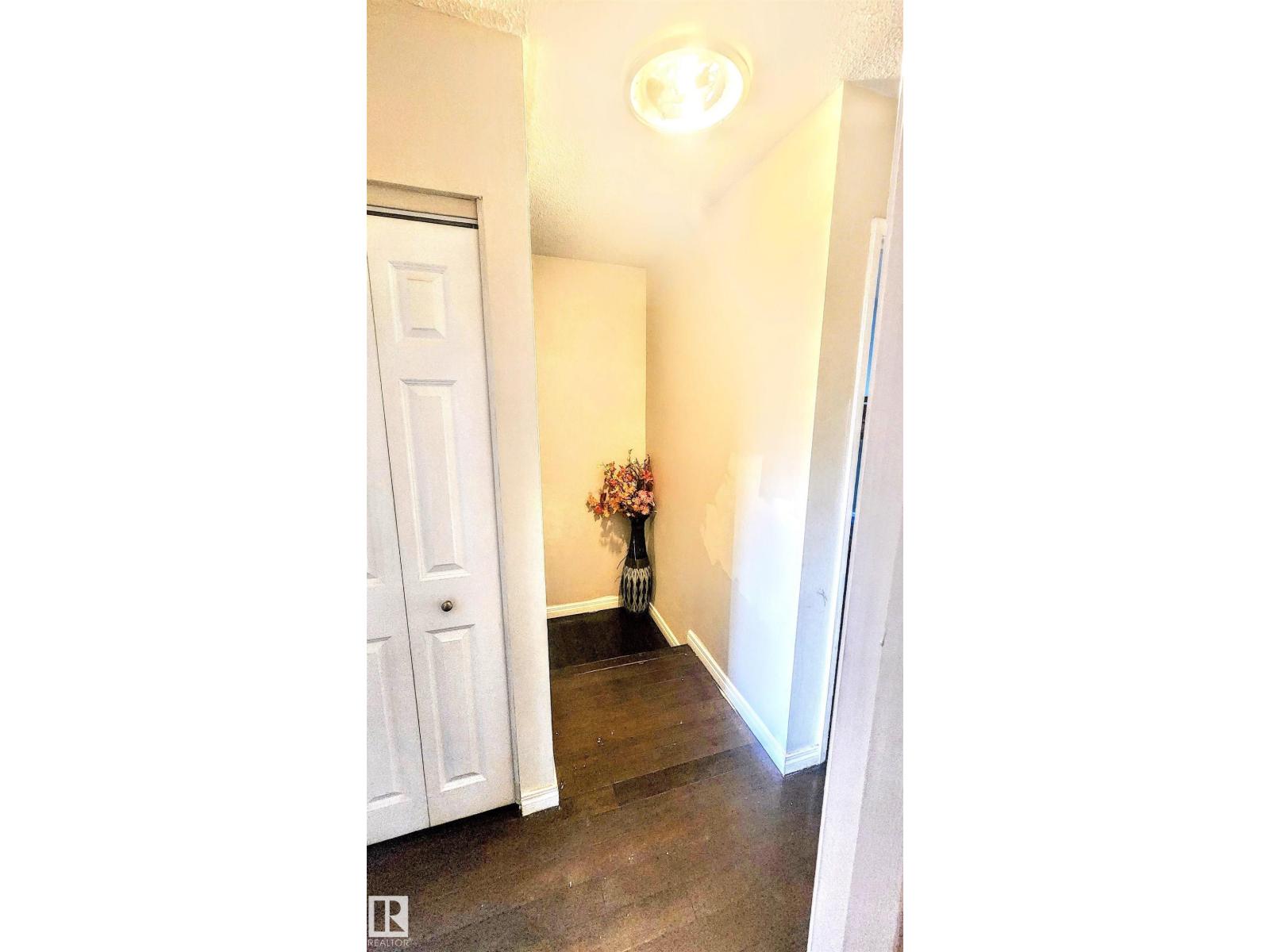 704 Abbottsfield Rd Nw, Edmonton, Alberta  T5W 4R4 - Photo 25 - E4460809