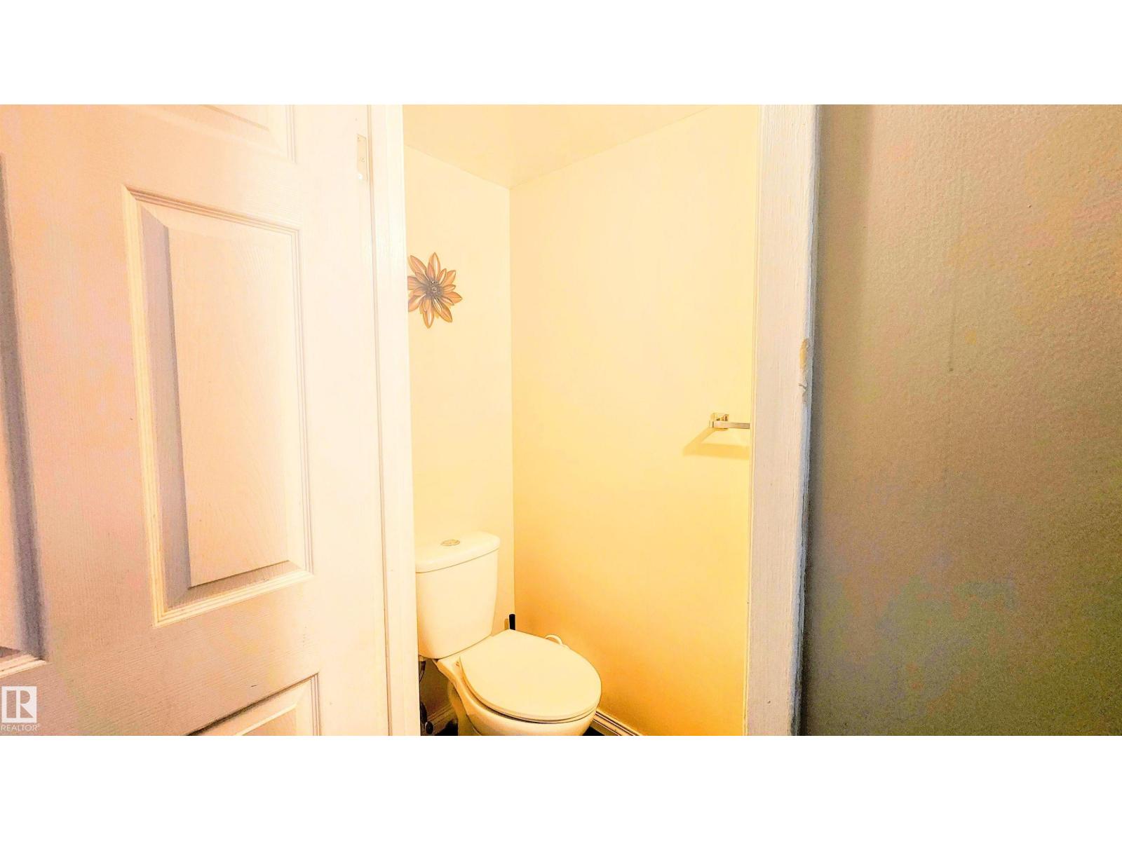 704 Abbottsfield Rd Nw, Edmonton, Alberta  T5W 4R4 - Photo 5 - E4460809