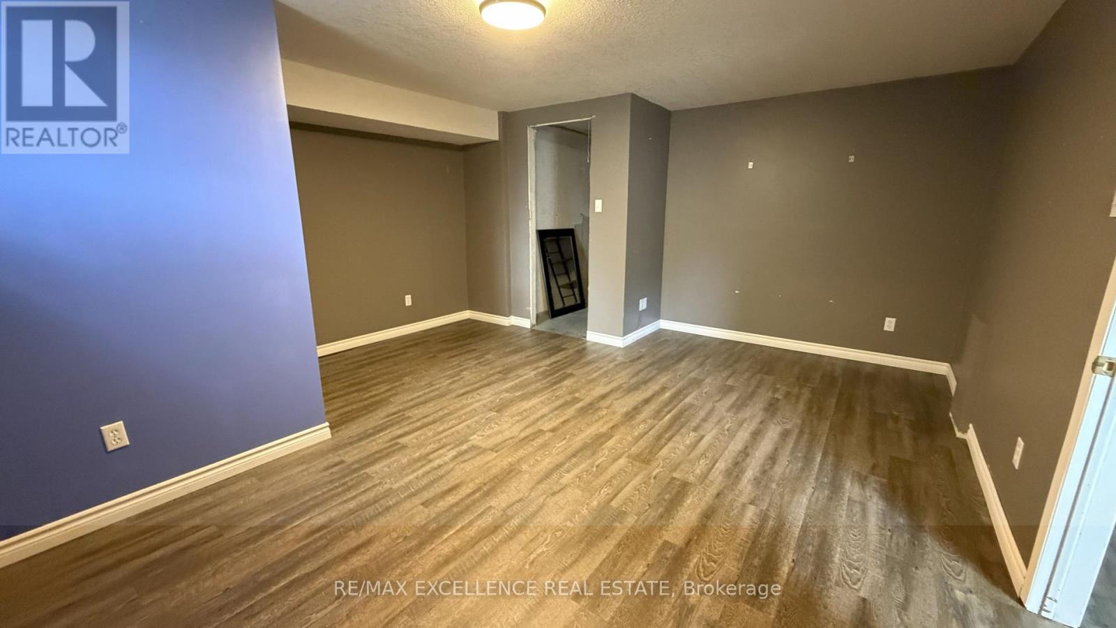 490 Broadway Street, Tillsonburg, Ontario  N4G 3S7 - Photo 20 - X12444237