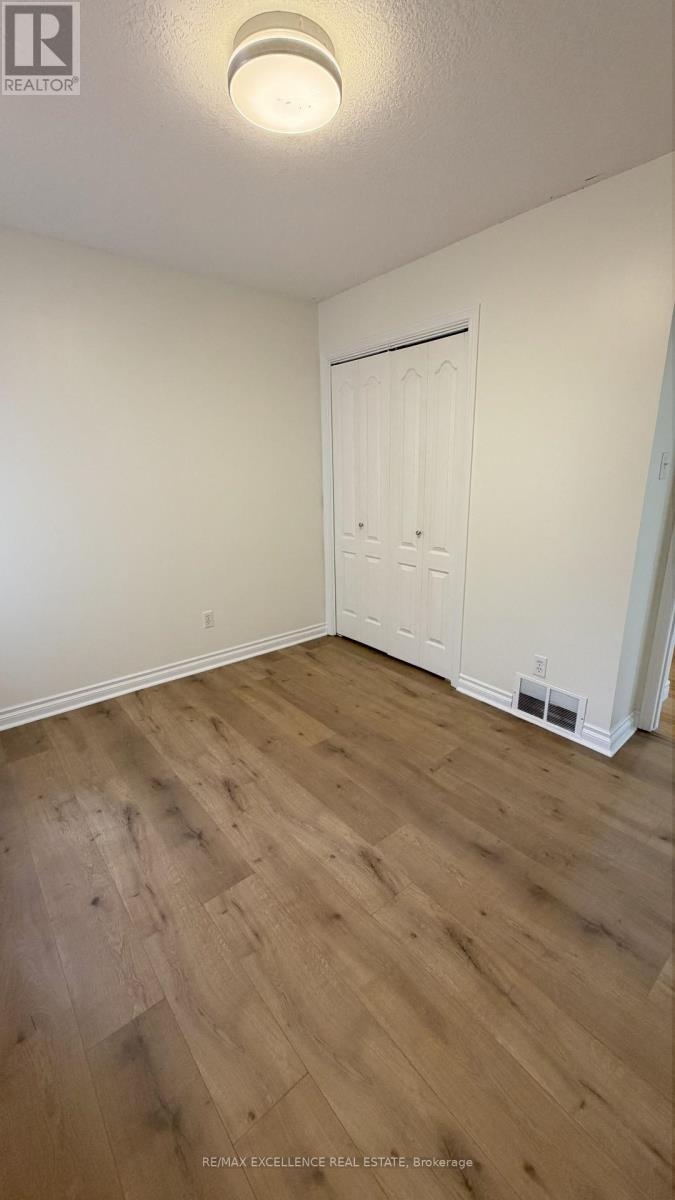 490 Broadway Street, Tillsonburg, Ontario  N4G 3S7 - Photo 8 - X12444237