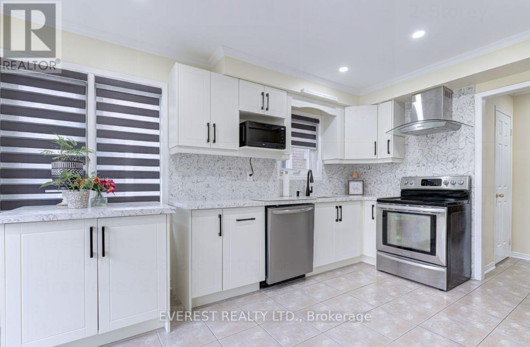 89 Mosley Crescent, Brampton (Fletcher's West), Ontario  L6Y 5C7 - Photo 8 - W12444701