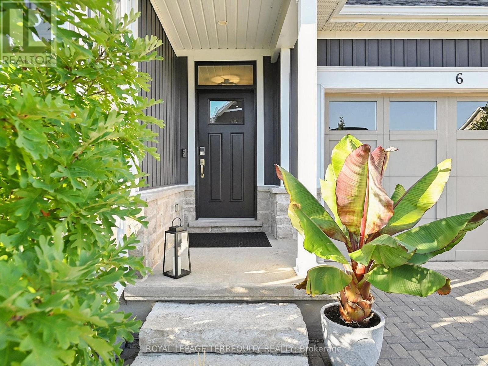 6 - 9245 Shoveller Drive, Niagara Falls (Forestview), Ontario  L2H 0M4 - Photo 2 - X12444686