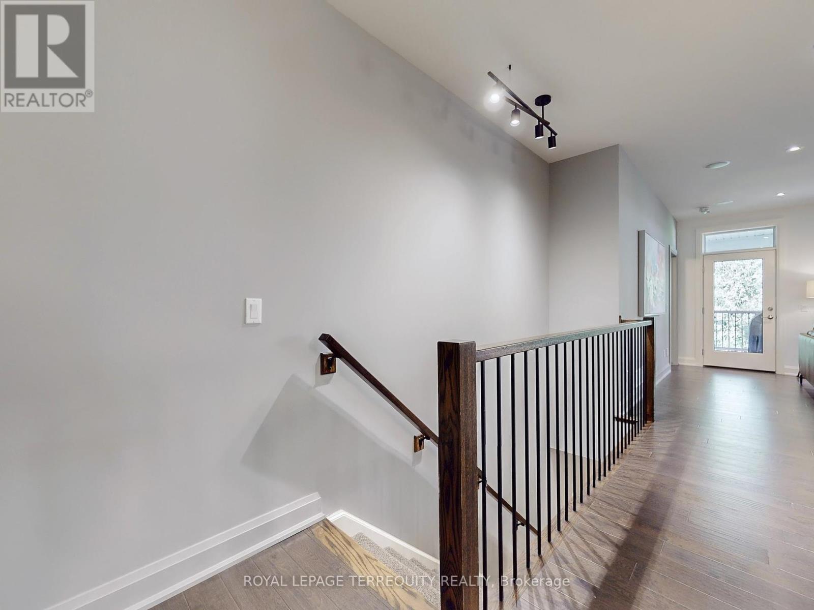 6 - 9245 Shoveller Drive, Niagara Falls (Forestview), Ontario  L2H 0M4 - Photo 23 - X12444686