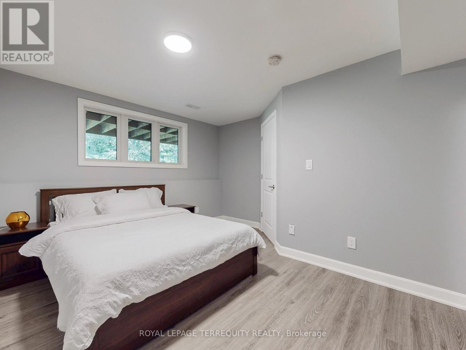 6 - 9245 Shoveller Drive, Niagara Falls (Forestview), Ontario  L2H 0M4 - Photo 30 - X12444686