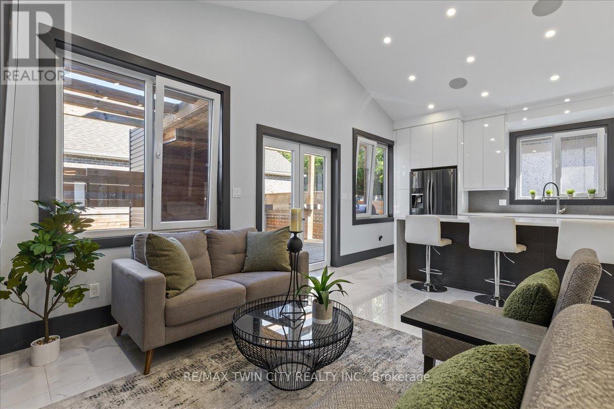 404 Montrose Street N, Cambridge, Ontario  N3H 2P3 - Photo 23 - X12444689