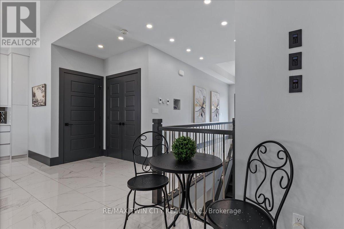 404 Montrose Street N, Cambridge, Ontario  N3H 2P3 - Photo 24 - X12444689
