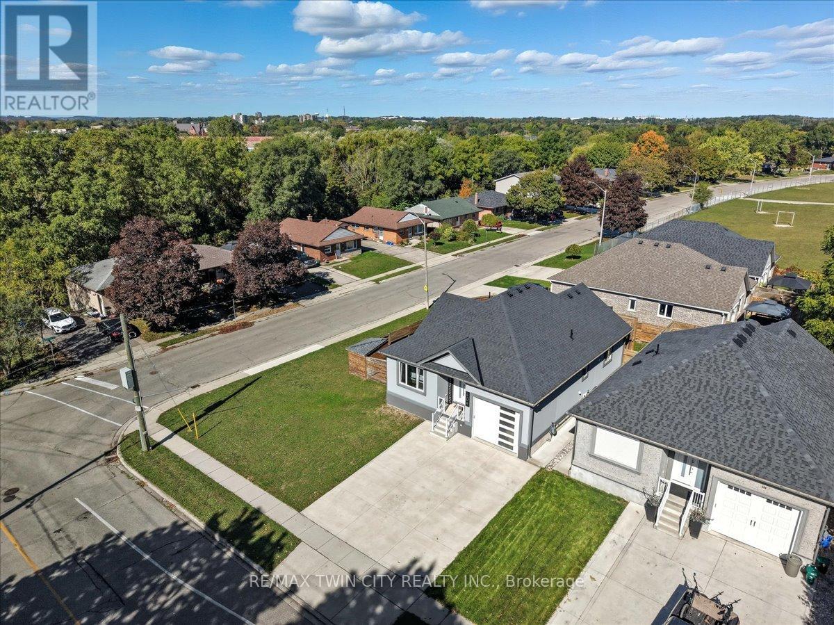 404 Montrose Street N, Cambridge, Ontario  N3H 2P3 - Photo 45 - X12444689
