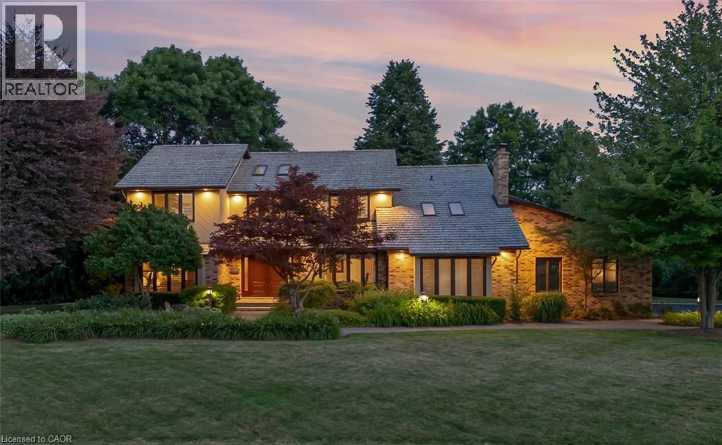 8 LOCHSIDE Drive, Stoney Creek, Ontario