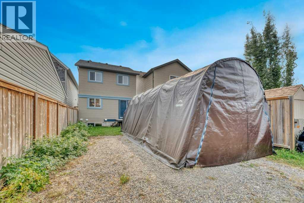 4040 New Brighton Grove Se, Calgary, Alberta  T2Z 1G4 - Photo 33 - A2258026