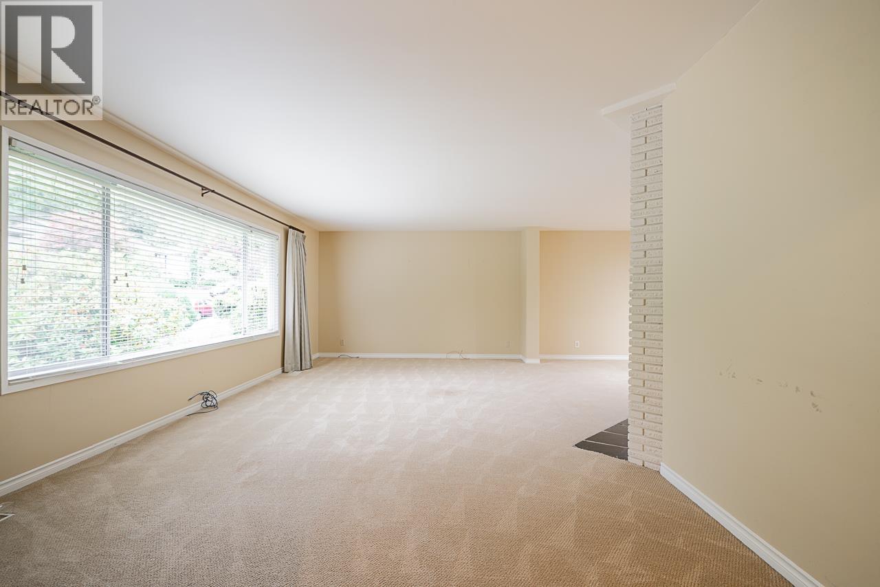 2332 Hoskins Road, North Vancouver, British Columbia  V7J 3A3 - Photo 18 - R3054890