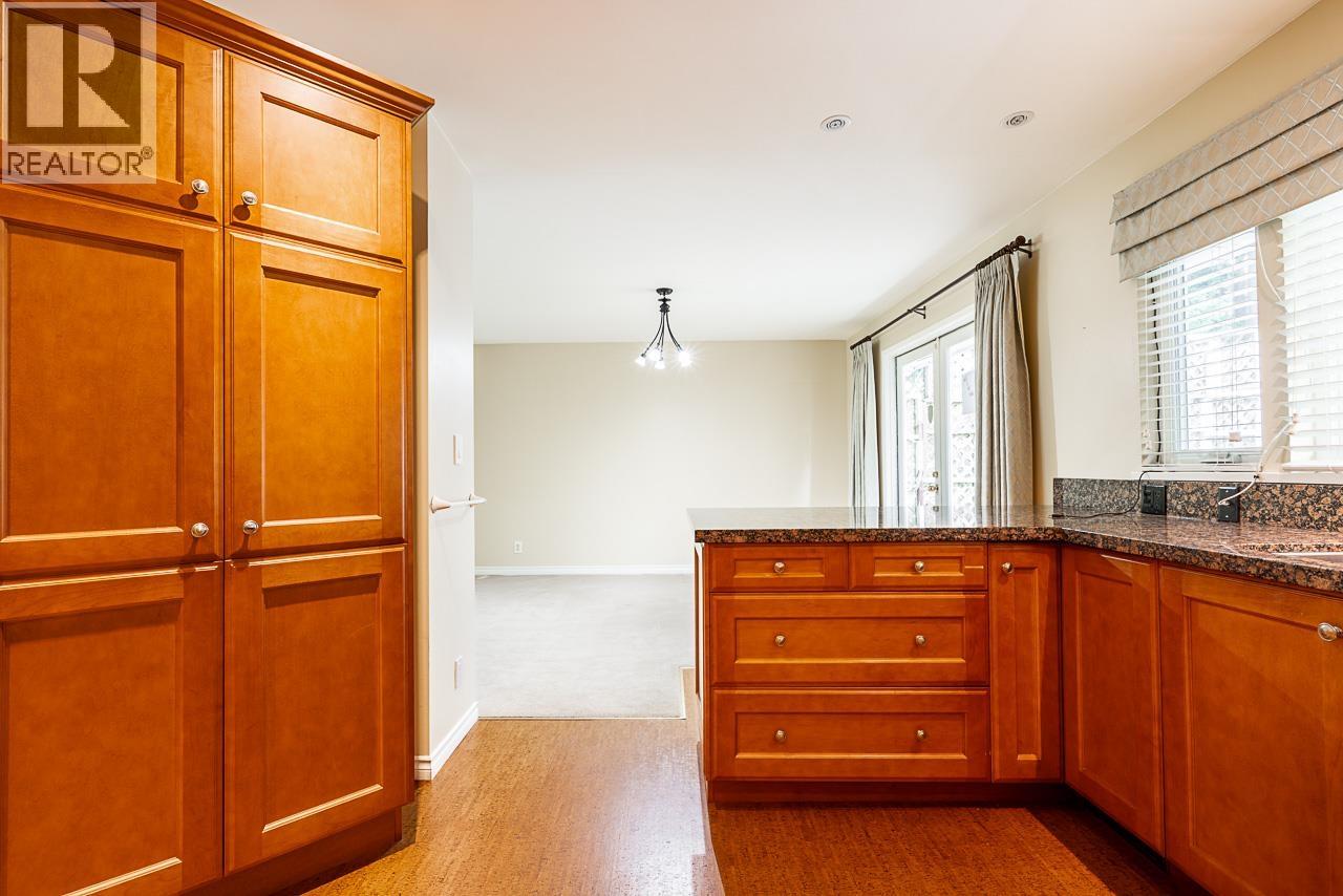 2332 Hoskins Road, North Vancouver, British Columbia  V7J 3A3 - Photo 7 - R3054890
