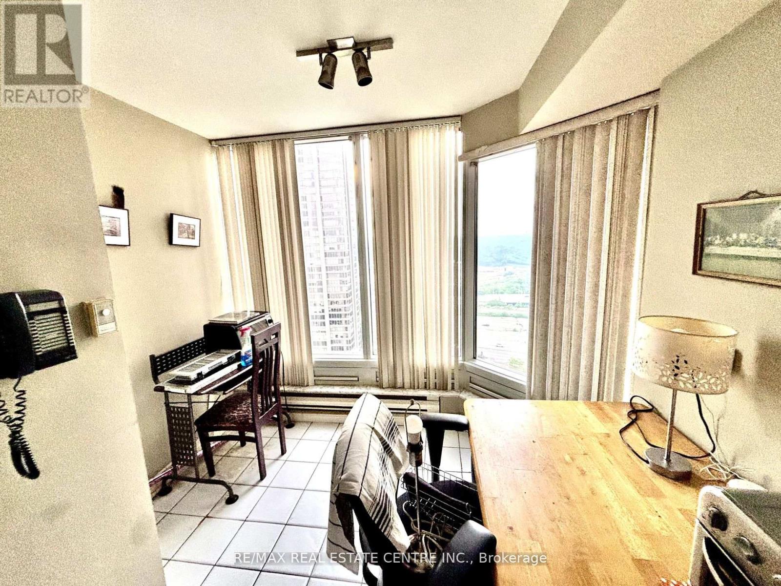 2407 - 1 Palace Pier Court, Toronto, Ontario  M8V 3W9 - Photo 13 - W12432600