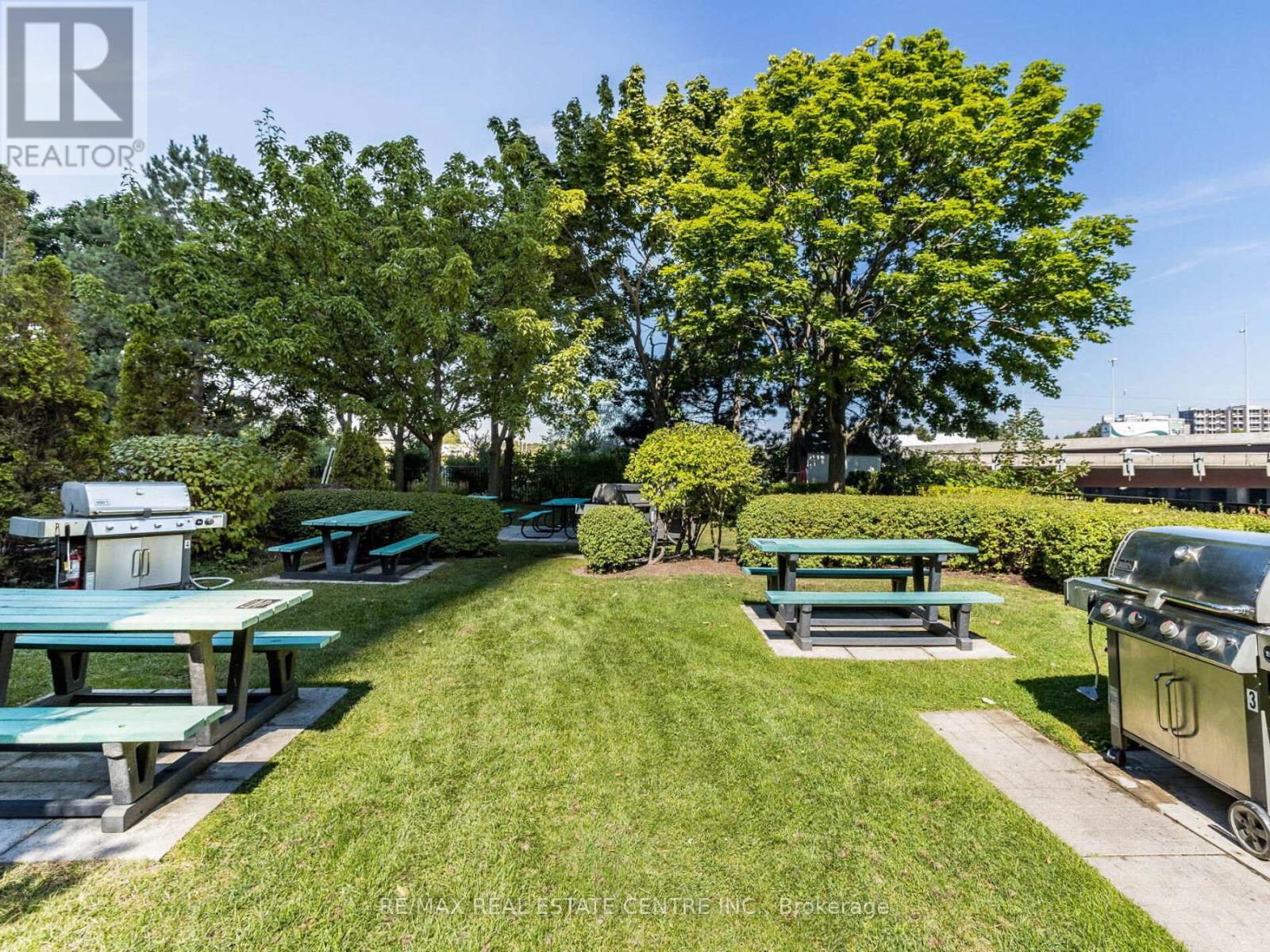 2407 - 1 Palace Pier Court, Toronto, Ontario  M8V 3W9 - Photo 31 - W12432600