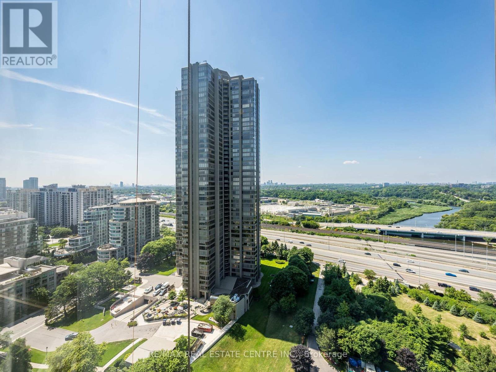 2407 - 1 Palace Pier Court, Toronto, Ontario  M8V 3W9 - Photo 19 - W12432600