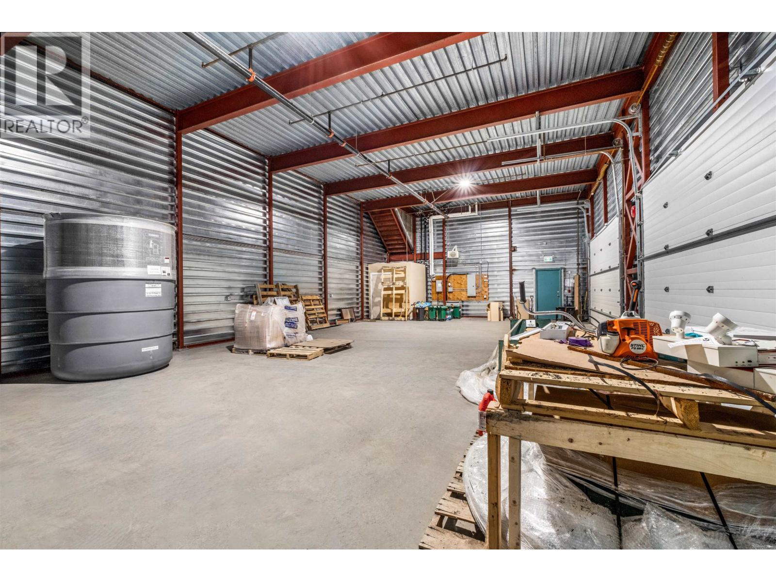 4 7327 INDUSTRIAL WAY, Pemberton, British Columbia