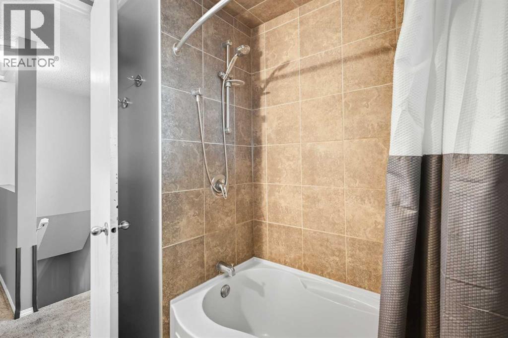 47 Shawglen Place Sw, Calgary, Alberta  T2Y 1X9 - Photo 16 - A2261761