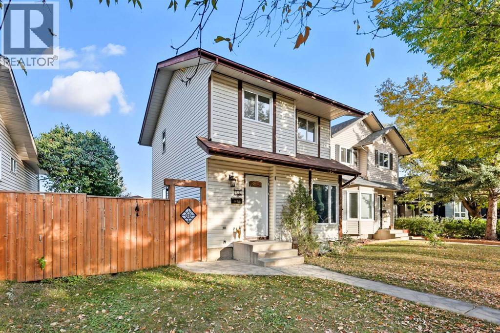 47 Shawglen Place Sw, Calgary, Alberta  T2Y 1X9 - Photo 2 - A2261761
