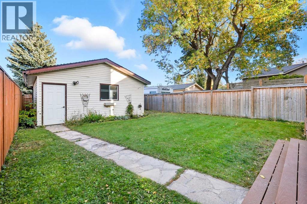 47 Shawglen Place Sw, Calgary, Alberta  T2Y 1X9 - Photo 32 - A2261761