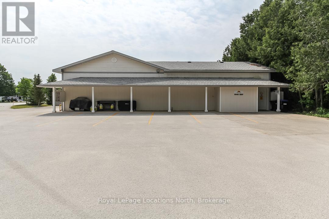92 New York Avenue, Wasaga Beach, Ontario  L9Z 3A8 - Photo 47 - S12443992