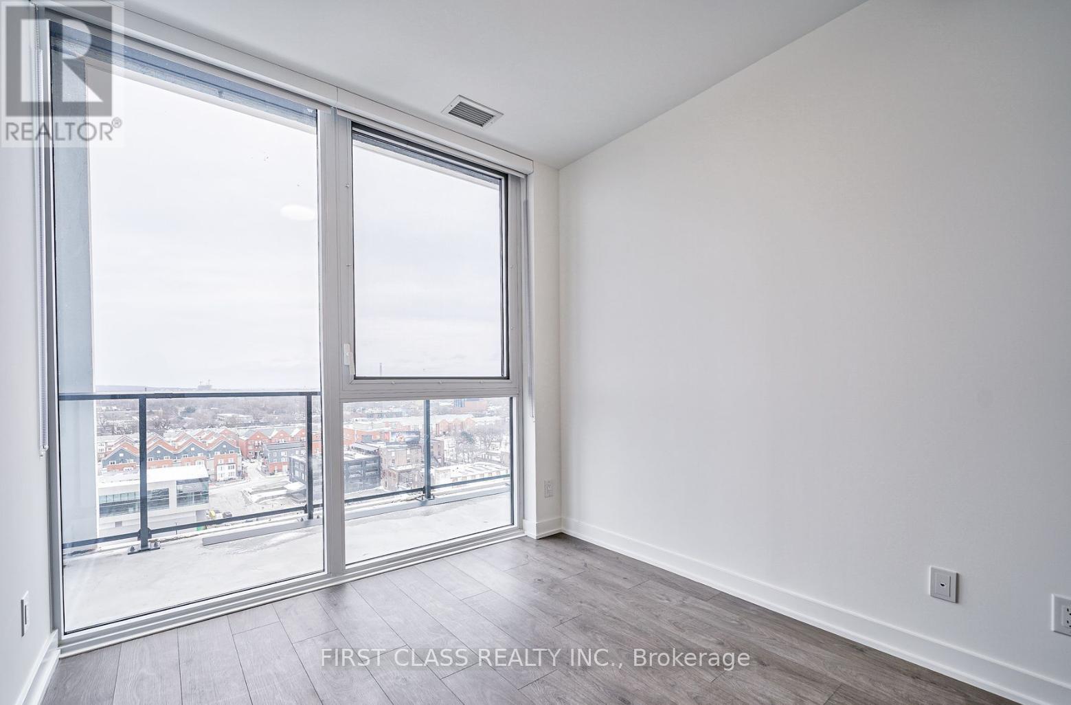 1005 - 5 Defries Street, Toronto, Ontario  M5A 0W7 - Photo 15 - C12444708