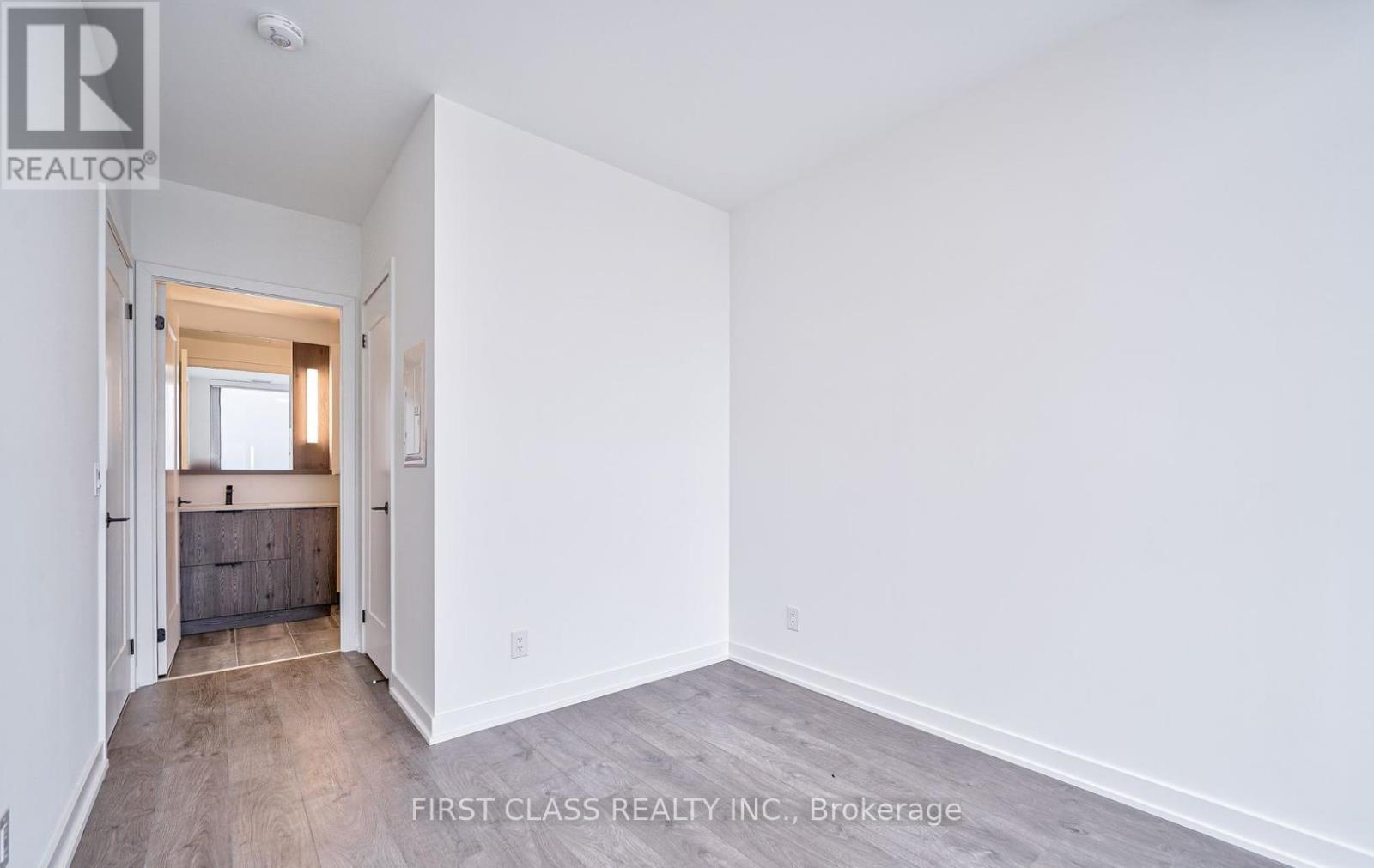 1005 - 5 Defries Street, Toronto, Ontario  M5A 0W7 - Photo 16 - C12444708