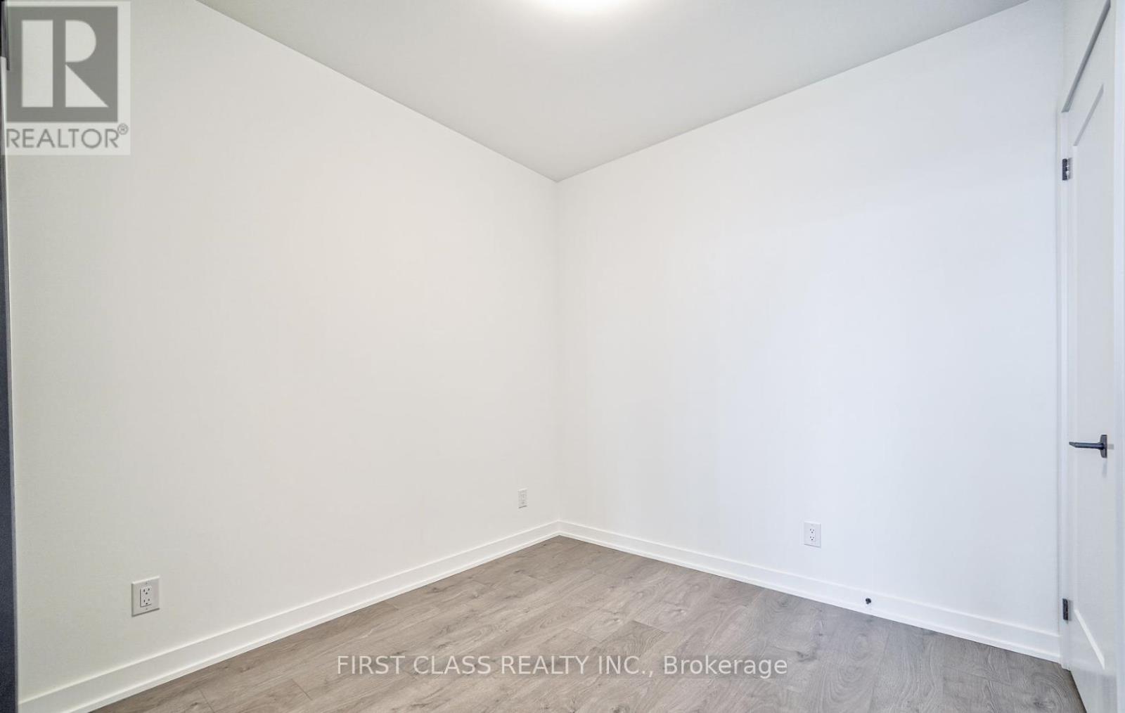 1005 - 5 Defries Street, Toronto, Ontario  M5A 0W7 - Photo 19 - C12444708