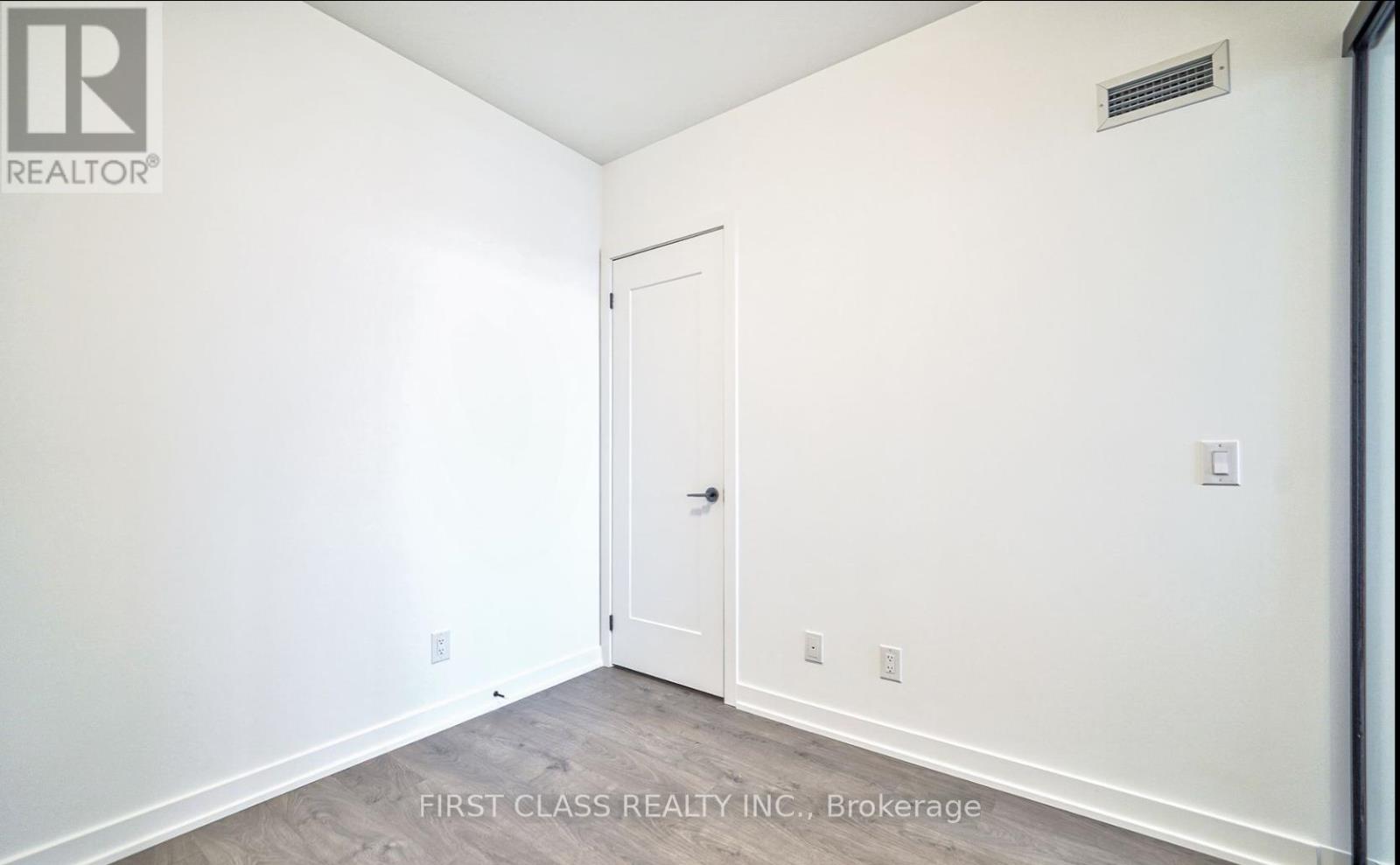 1005 - 5 Defries Street, Toronto, Ontario  M5A 0W7 - Photo 20 - C12444708