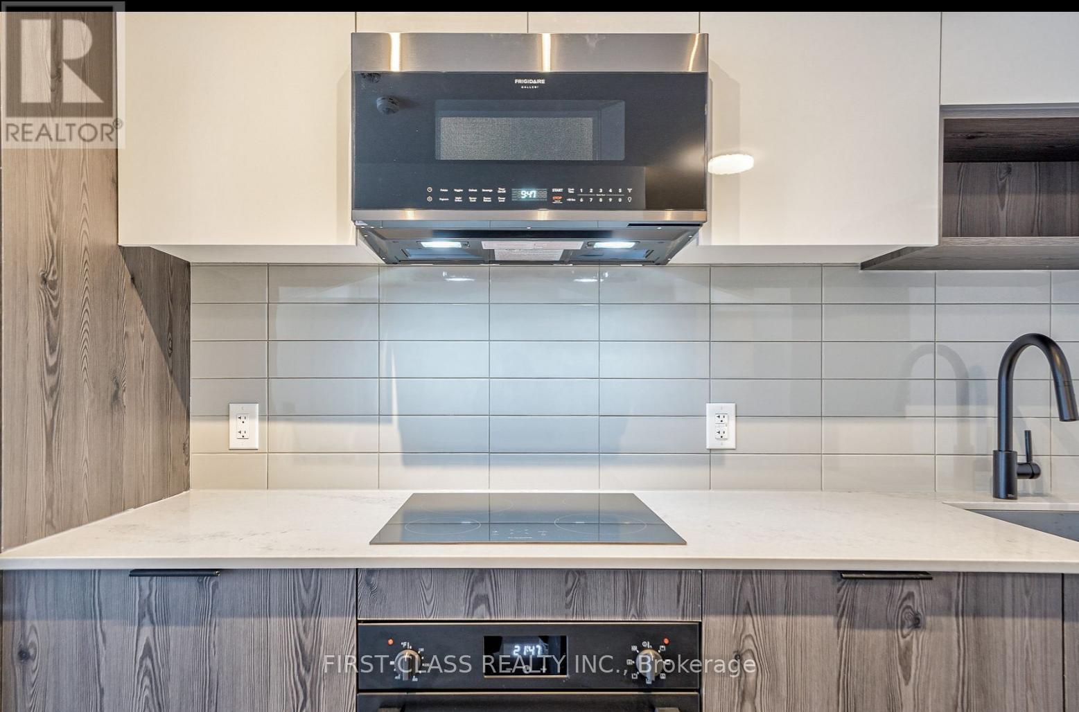 1005 - 5 Defries Street, Toronto, Ontario  M5A 0W7 - Photo 9 - C12444708