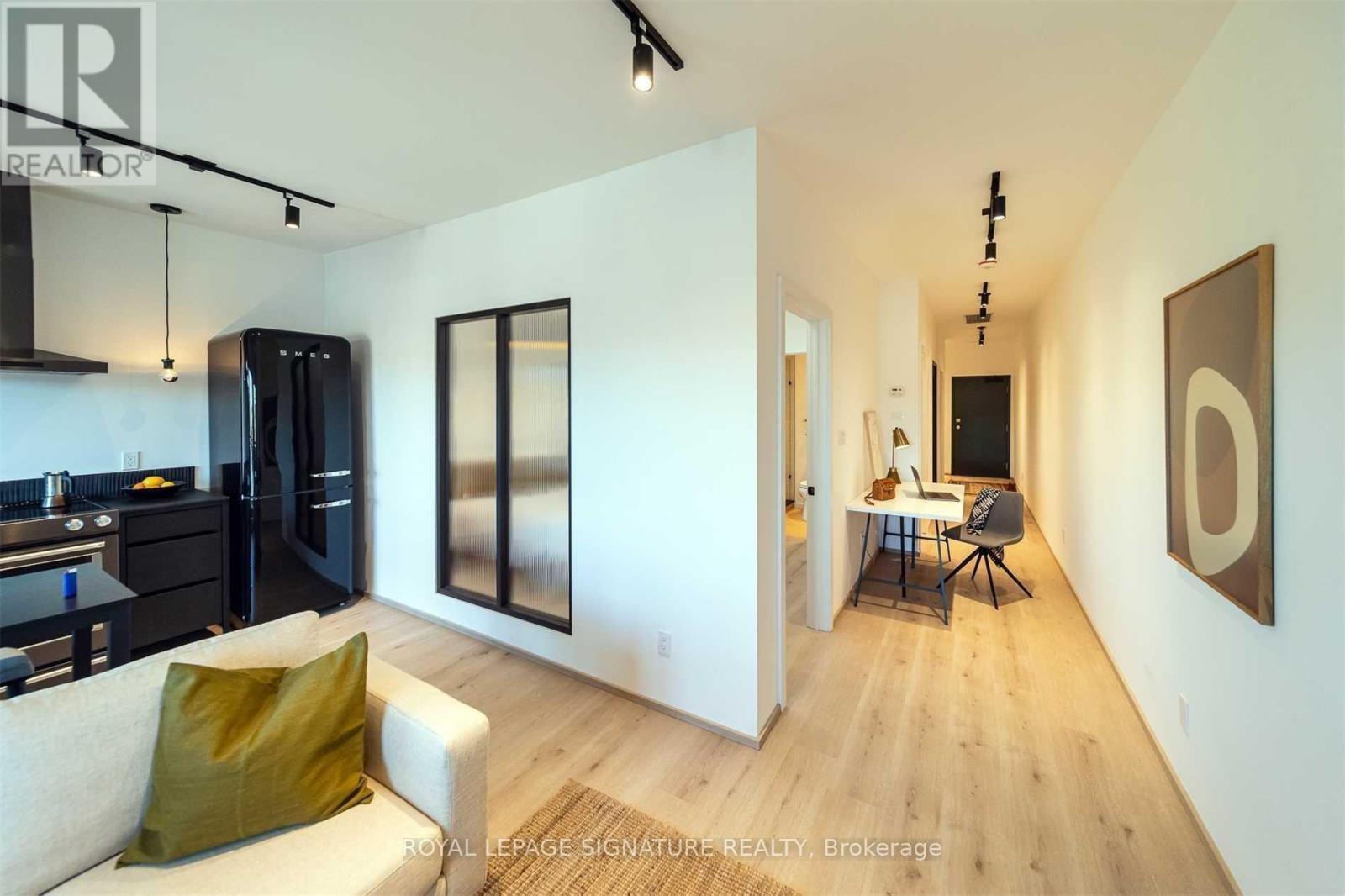 5 - 36 Geary Avenue, Toronto, Ontario  M6H 2B4 - Photo 11 - C12444715