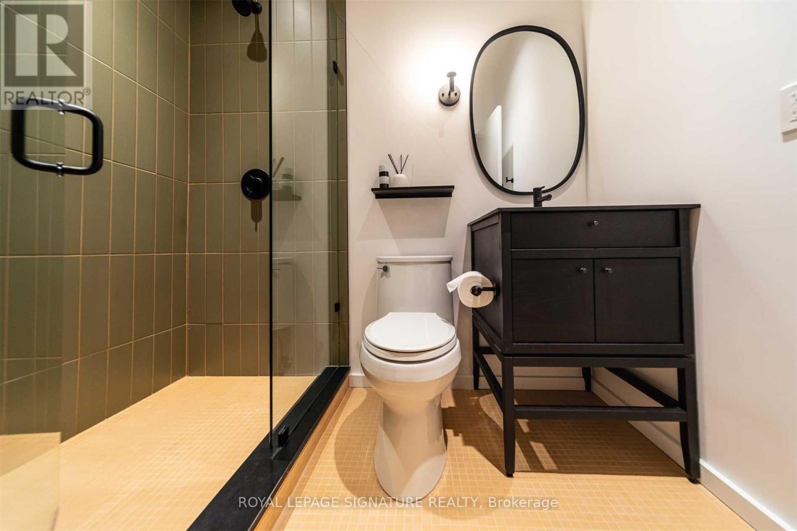 5 - 36 Geary Avenue, Toronto, Ontario  M6H 2B4 - Photo 27 - C12444715