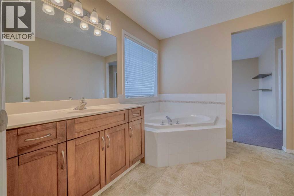 81 Evansmeade Circle Nw, Calgary, Alberta  T3P 1B8 - Photo 32 - A2219874