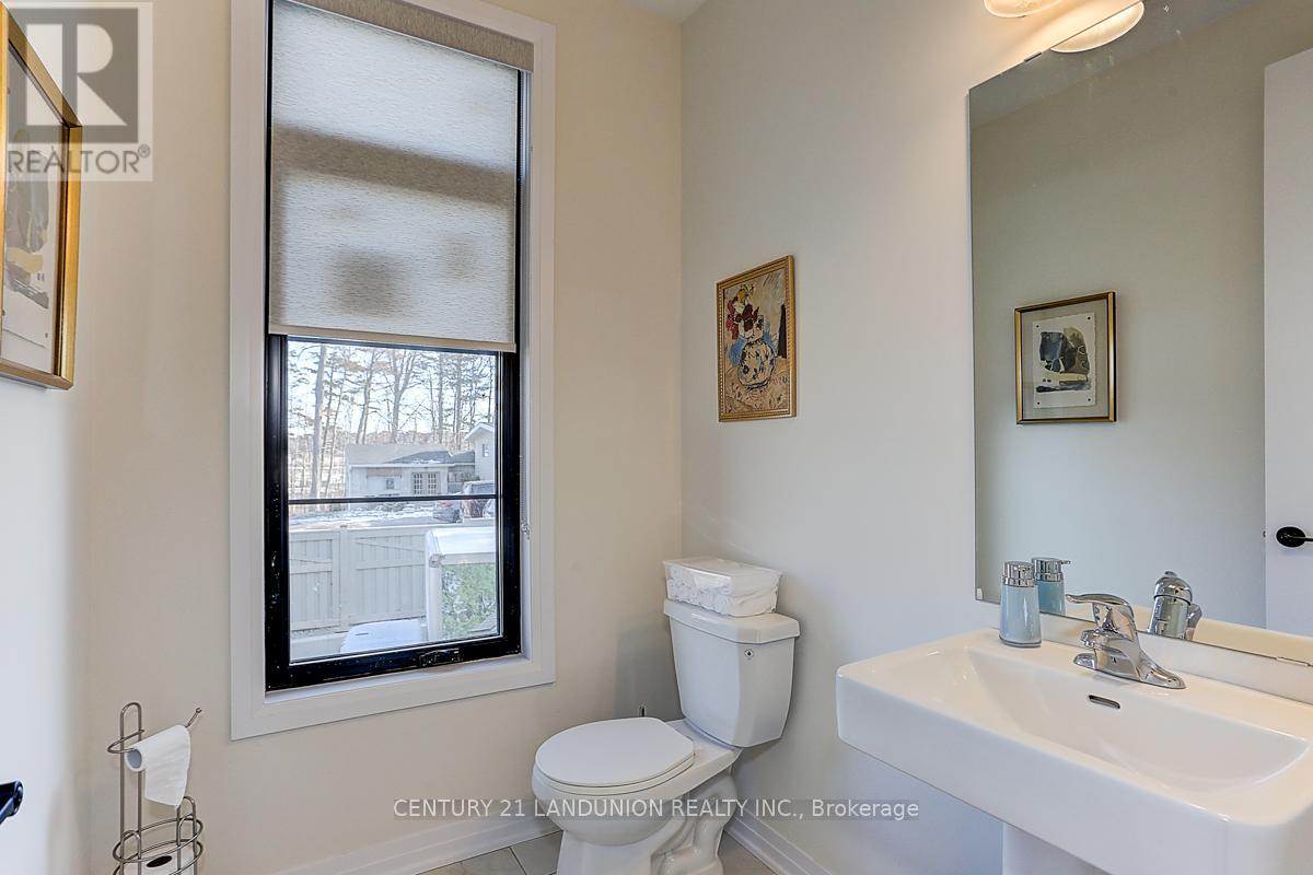 6 De La Roche Drive, Vaughan, Ontario  L4H 5G4 - Photo 20 - N12442901